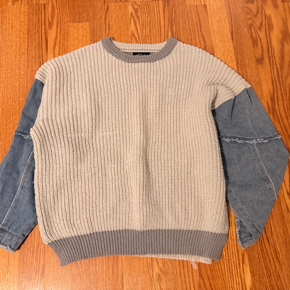 Women's Two-Tone Sweater with Denim Sleeves